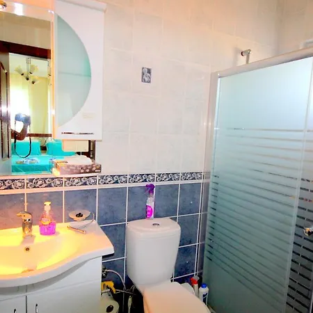 Honeypot Villa *
